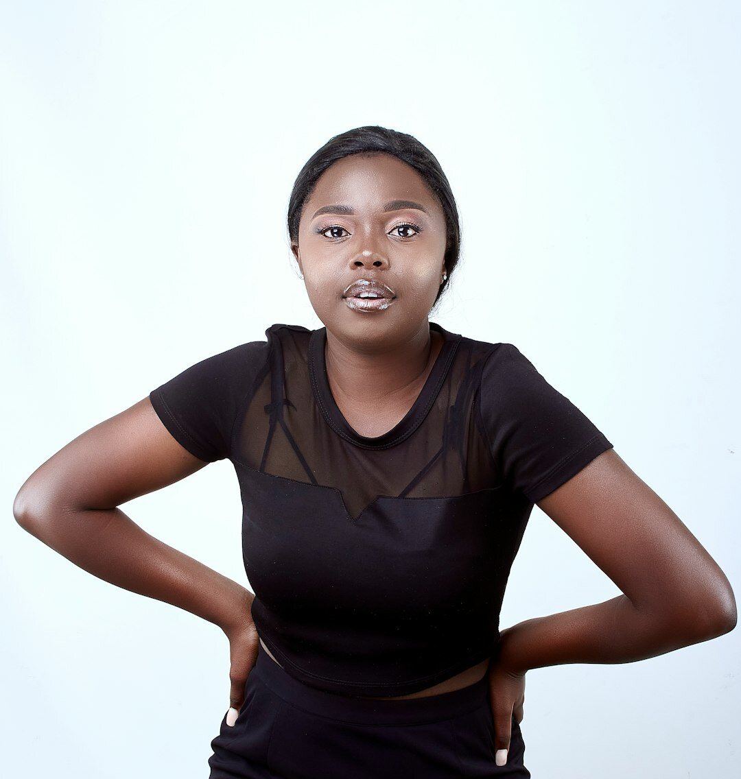 Female mixing course coordinator